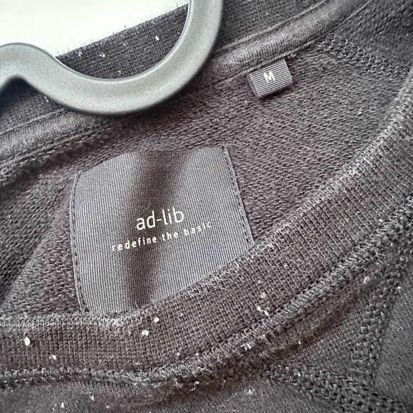 Ad-Lib Crew Neck Speckled Sweater - Picture 3 of 7